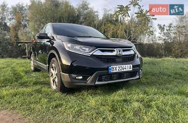 Внедорожник / Кроссовер Honda CR-V 2017 в Хмельницком