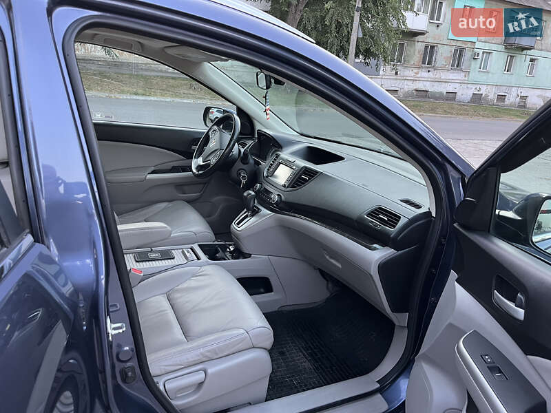 Позашляховик / Кросовер Honda CR-V 2012 в Кам'янському