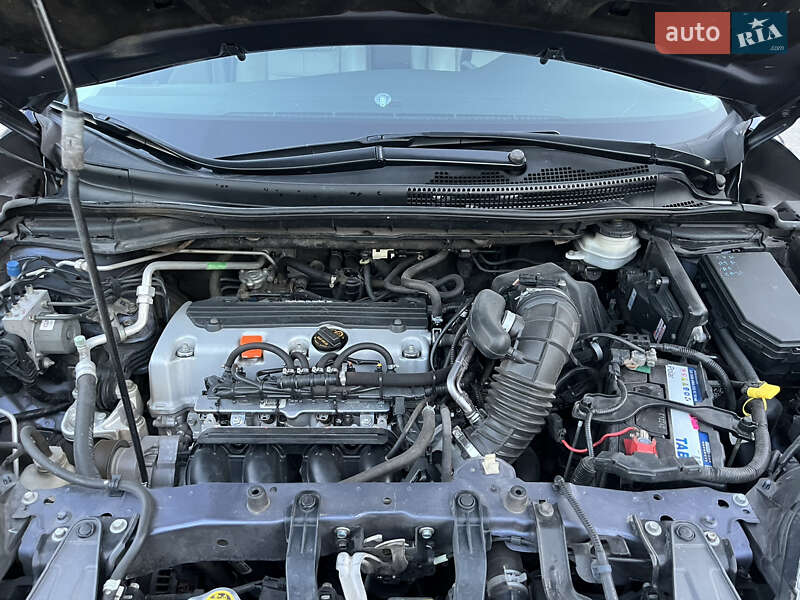 Позашляховик / Кросовер Honda CR-V 2012 в Кам'янському