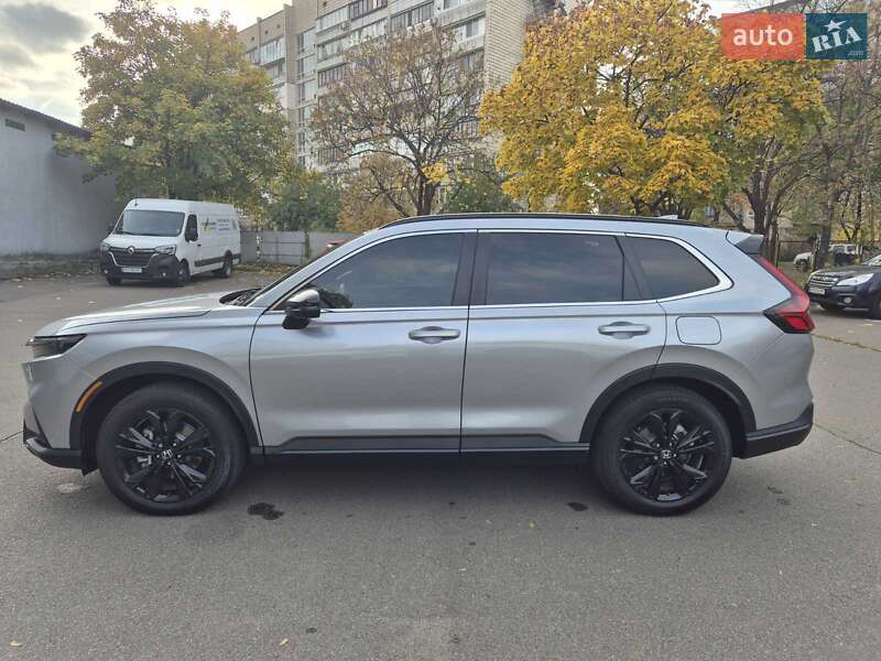 Внедорожник / Кроссовер Honda CR-V 2023 в Киеве