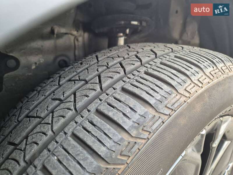 Внедорожник / Кроссовер Honda CR-V 2023 в Киеве