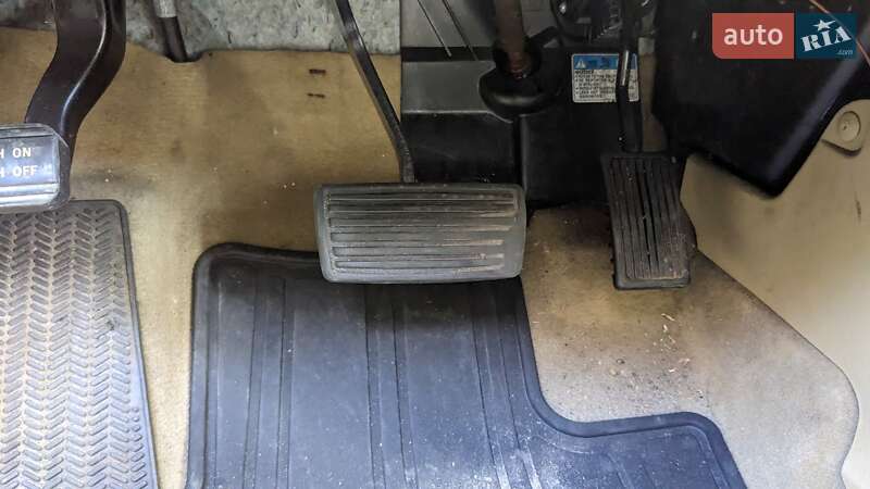 Позашляховик / Кросовер Honda CR-V 2008 в Києві