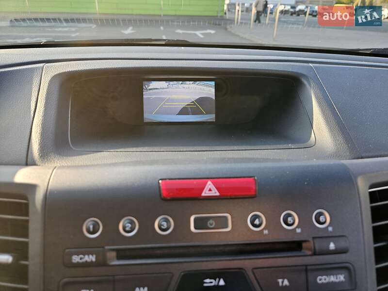 Позашляховик / Кросовер Honda CR-V 2013 в Києві