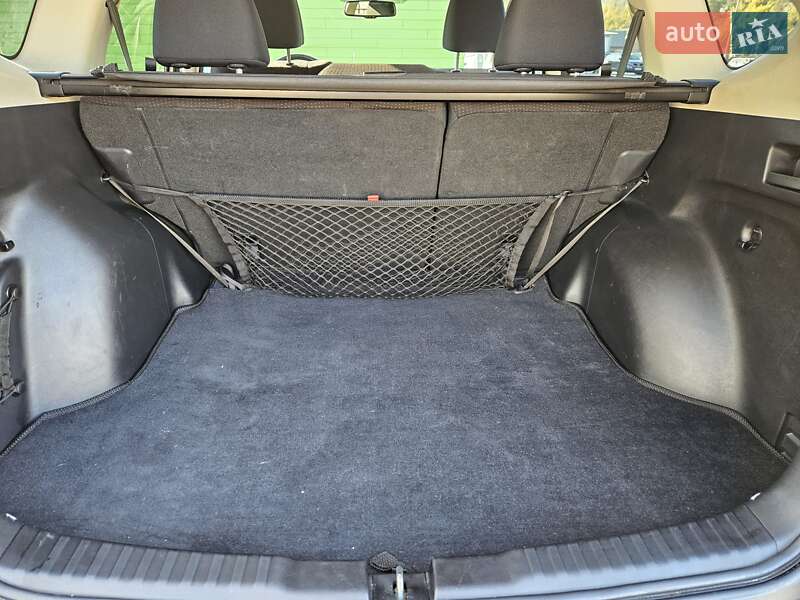 Позашляховик / Кросовер Honda CR-V 2013 в Києві