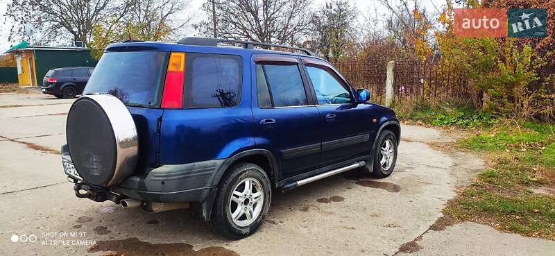 Внедорожник / Кроссовер Honda CR-V 1998 в Ладыжине