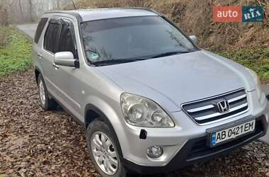 Внедорожник / Кроссовер Honda CR-V 2005 в Могилев-Подольске