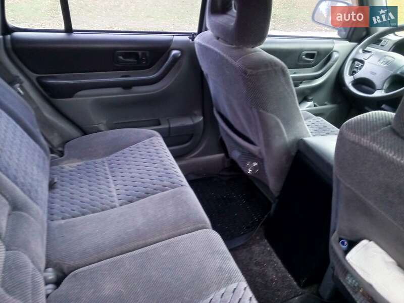 Внедорожник / Кроссовер Honda CR-V 1999 в Киеве