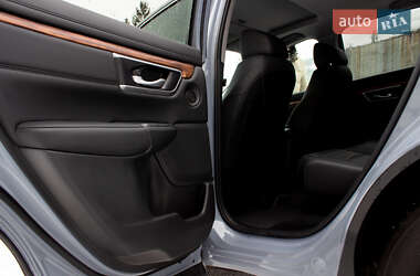 Позашляховик / Кросовер Honda CR-V 2022 в 