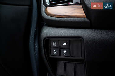 Позашляховик / Кросовер Honda CR-V 2022 в 