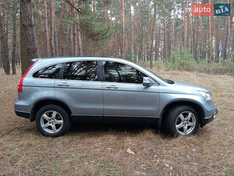 Внедорожник / Кроссовер Honda CR-V 2007 в Кременчуге