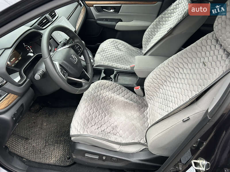 Внедорожник / Кроссовер Honda CR-V 2018 в Полтаве