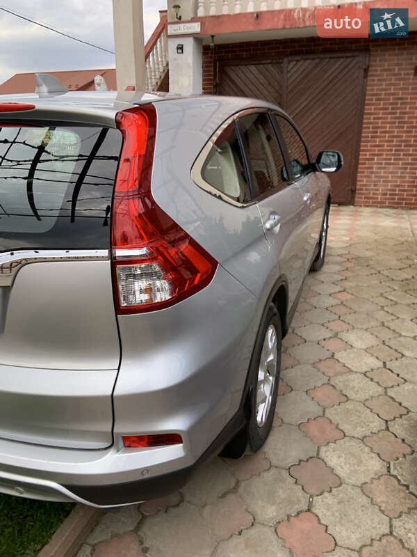 Позашляховик / Кросовер Honda CR-V 2015 в Жидачові