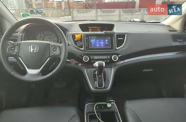 Позашляховик / Кросовер Honda CR-V 2015 в Києві