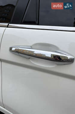 Внедорожник / Кроссовер Honda CR-V 2011 в 