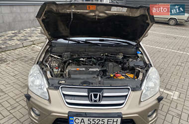 Внедорожник / Кроссовер Honda CR-V 2006 в 