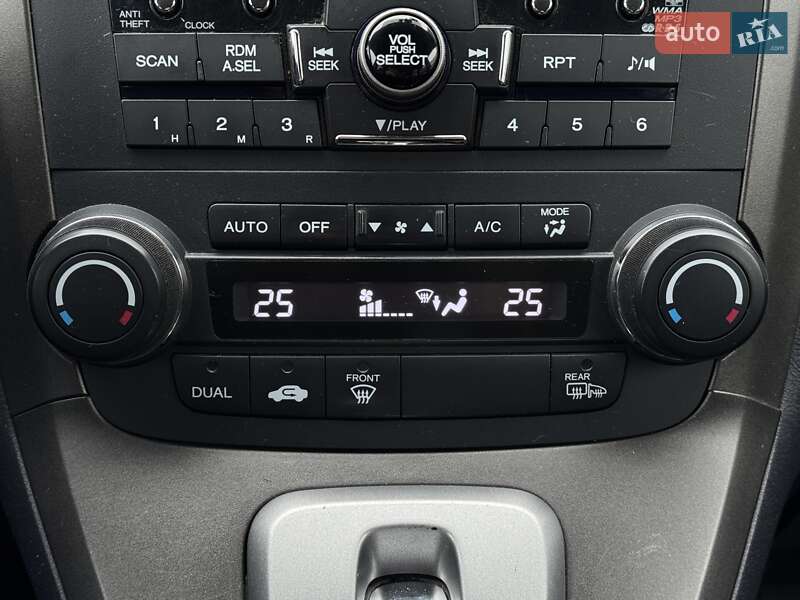 Позашляховик / Кросовер Honda CR-V 2011 в Дніпрі