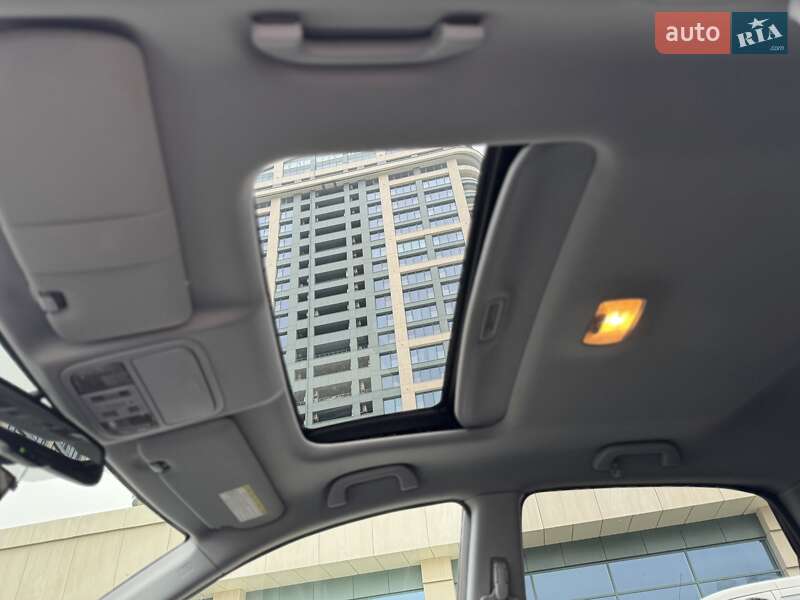 Позашляховик / Кросовер Honda CR-V 2011 в Дніпрі