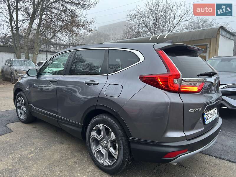 Позашляховик / Кросовер Honda CR-V 2017 в Одесі