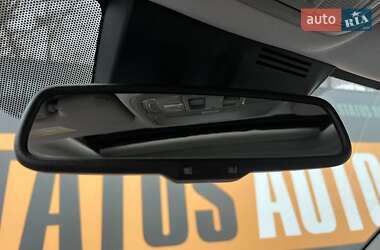 Внедорожник / Кроссовер Honda CR-V 2018 в 