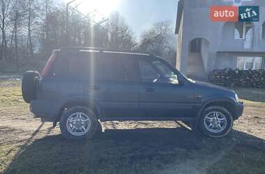 Внедорожник / Кроссовер Honda CR-V 1997 в Хусте