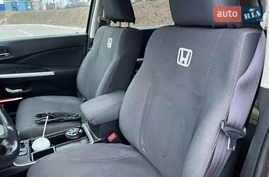 Внедорожник / Кроссовер Honda CR-V 2015 в 