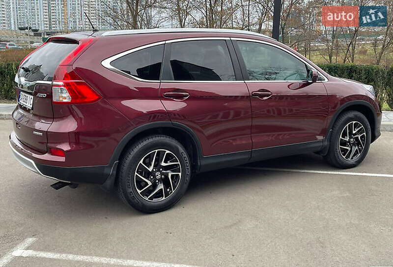 Внедорожник / Кроссовер Honda CR-V 2016 в Киеве