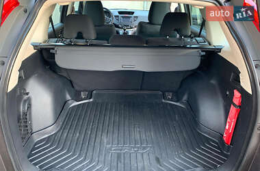 Позашляховик / Кросовер Honda CR-V 2014 в 