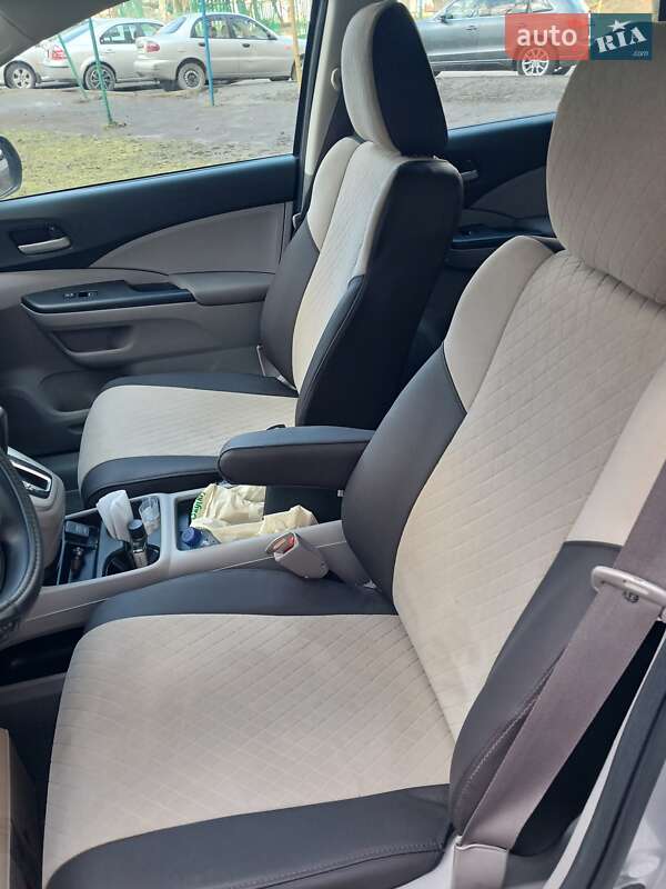 Внедорожник / Кроссовер Honda CR-V 2014 в Тернополе