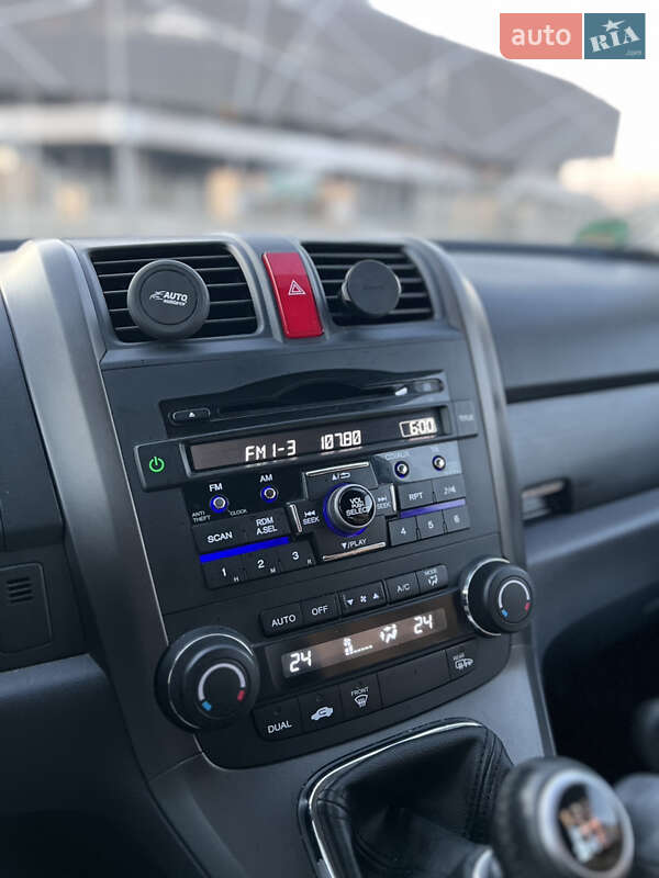 Внедорожник / Кроссовер Honda CR-V 2011 в Львове