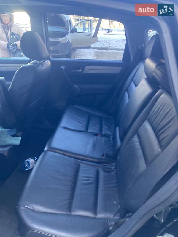 Внедорожник / Кроссовер Honda CR-V 2011 в Киеве