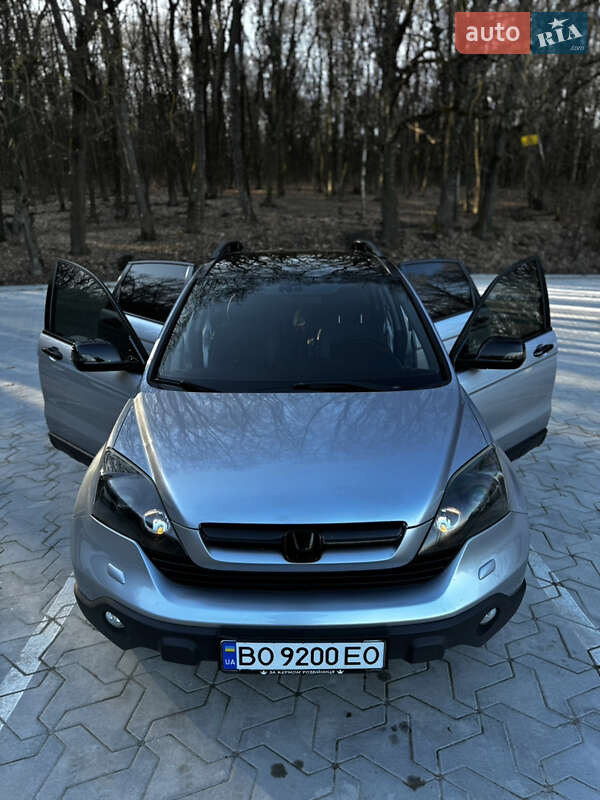 Внедорожник / Кроссовер Honda CR-V 2008 в Тернополе