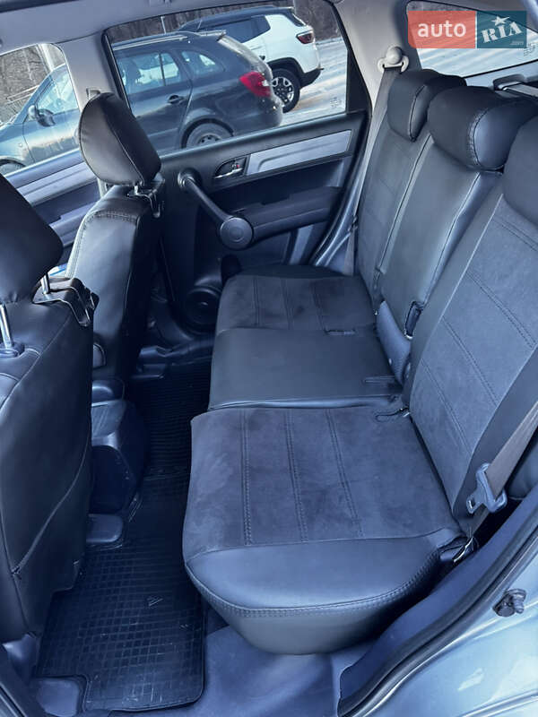 Внедорожник / Кроссовер Honda CR-V 2008 в Тернополе