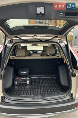 Внедорожник / Кроссовер Honda CR-V 2019 в 
