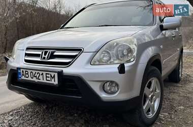 Внедорожник / Кроссовер Honda CR-V 2005 в Могилев-Подольске