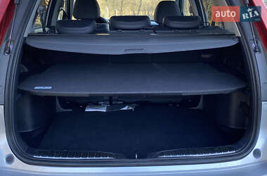 Внедорожник / Кроссовер Honda CR-V 2011 в 