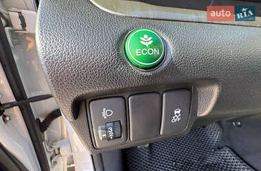 Внедорожник / Кроссовер Honda CR-V 2013 в 