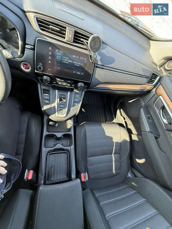 Внедорожник / Кроссовер Honda CR-V 2020 в Харькове