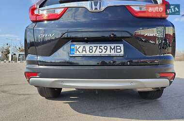 Позашляховик / Кросовер Honda CR-V 2017 в 