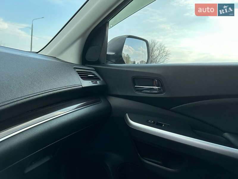 Позашляховик / Кросовер Honda CR-V 2015 в Запоріжжі