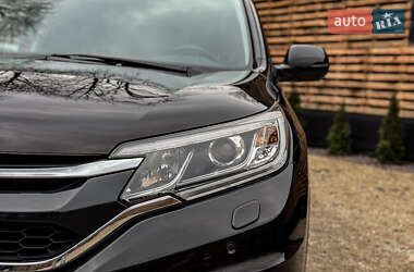 Позашляховик / Кросовер Honda CR-V 2016 в 