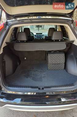 Внедорожник / Кроссовер Honda CR-V 2015 в 