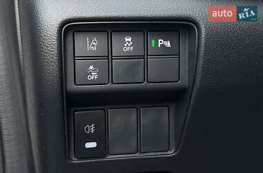 Внедорожник / Кроссовер Honda CR-V 2019 в 