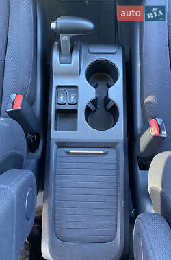 Позашляховик / Кросовер Honda CR-V 2007 в 