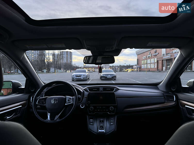 Внедорожник / Кроссовер Honda CR-V 2020 в Киеве