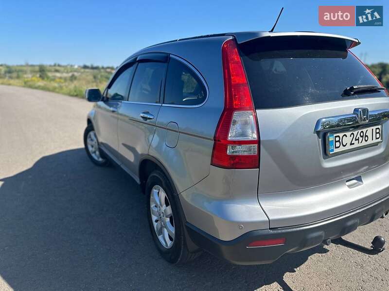 Внедорожник / Кроссовер Honda CR-V 2007 в Дрогобыче