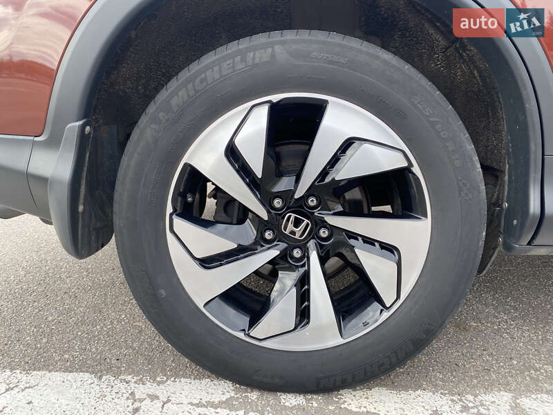 Внедорожник / Кроссовер Honda CR-V 2015 в Харькове