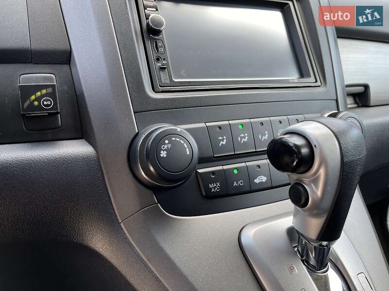 Внедорожник / Кроссовер Honda CR-V 2011 в Киеве