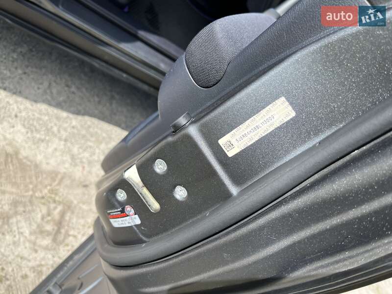 Внедорожник / Кроссовер Honda CR-V 2011 в Киеве