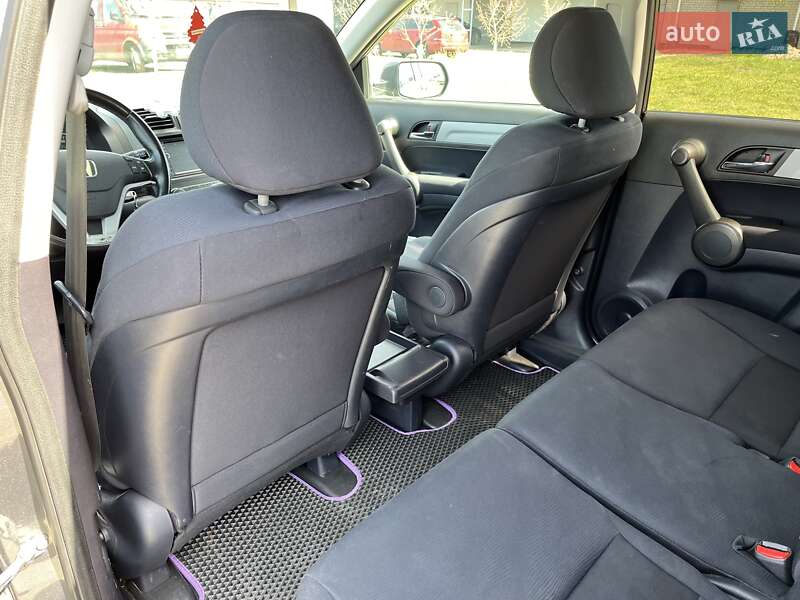 Внедорожник / Кроссовер Honda CR-V 2011 в Киеве