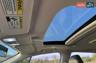 Позашляховик / Кросовер Honda CR-V 2012 в 
